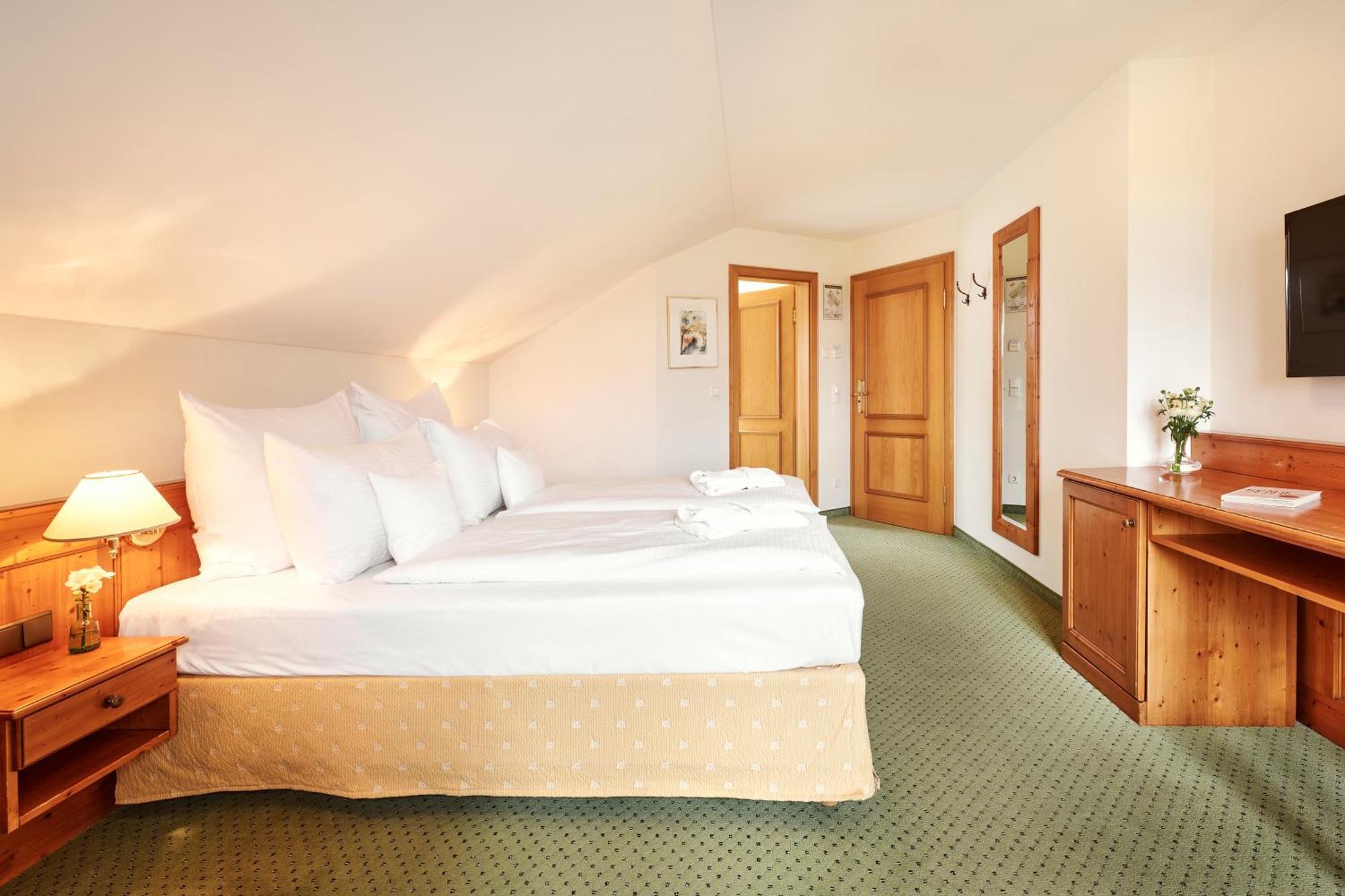 Hotel Auf Der Gsteig Gmbh Lechbruck Phòng bức ảnh
