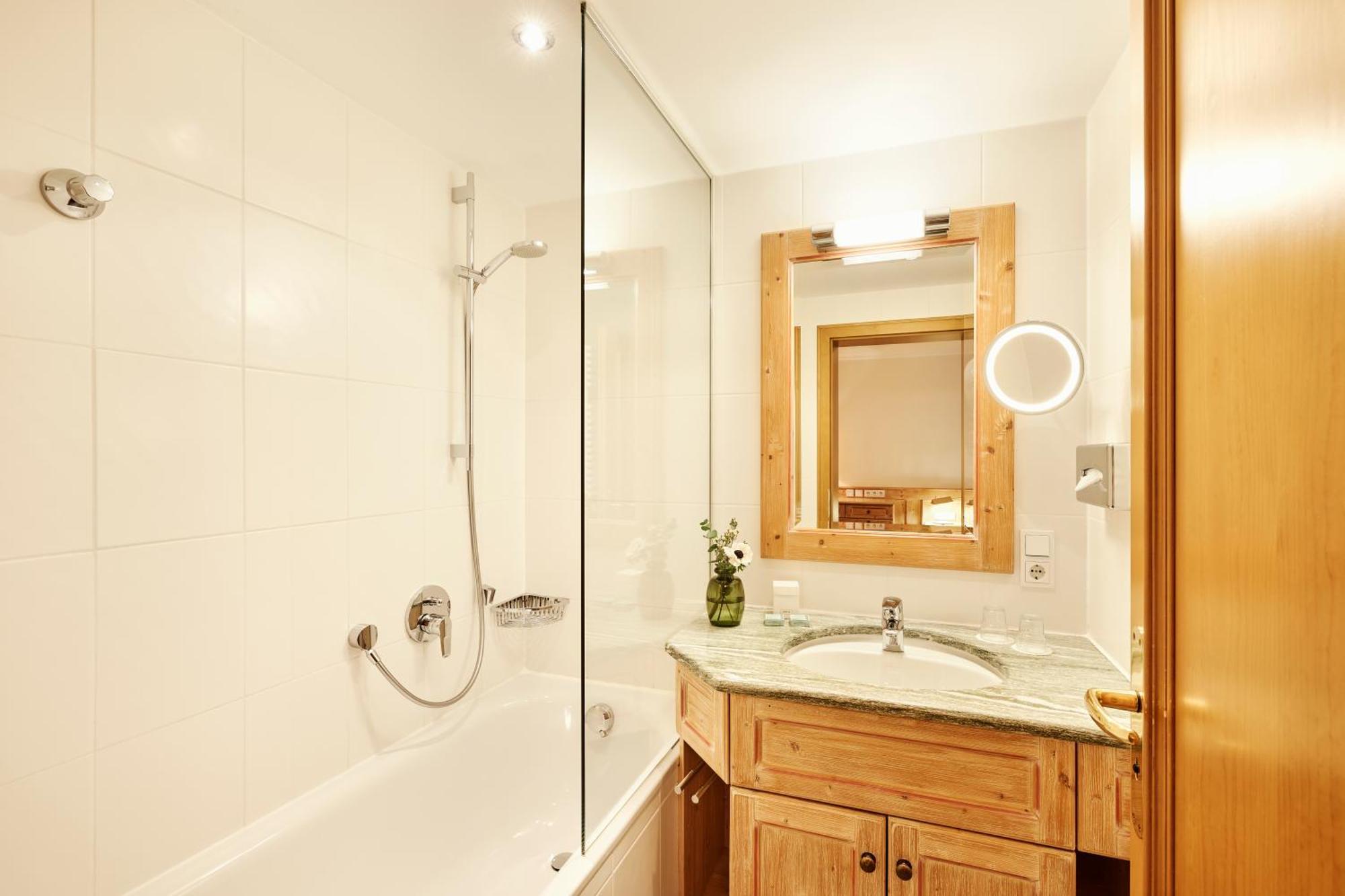 Hotel Auf Der Gsteig Gmbh Lechbruck Ngoại thất bức ảnh